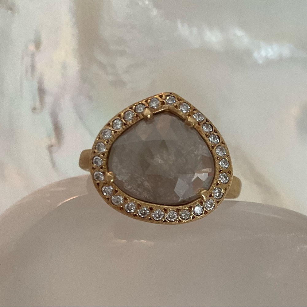 Yasuko Azuma 18k gold & large diamond halo ring, rose cut checkerboard cut, 7 - Picture 7 of 15